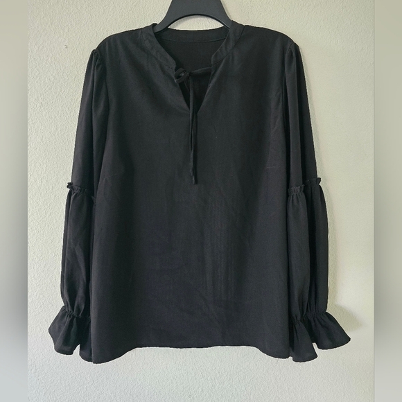 Unbranded Womens Blouse Plus size 1X Black Bell Ruffle Long Sleeves Tie Neck - Picture 3 of 9